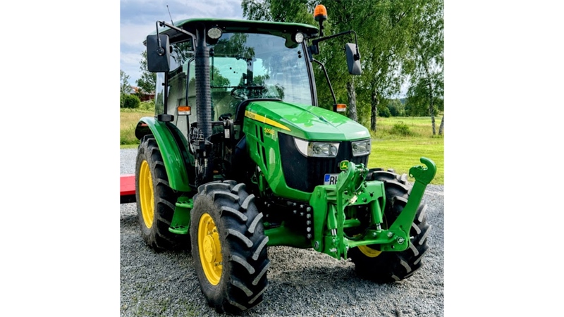 UNIVERZALNI KIT PREDNJA ČELNA HIDRAULIKA CAT. 2 ZA TRAKTOR 1500 KG - ZELENA (RAL 6001)