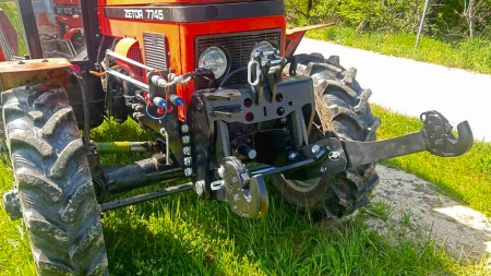 UNIVERZALNI KIT PREDNJA ČELNA HIDRAULIKA 2KAT ZA TRAKTOR 1500kg