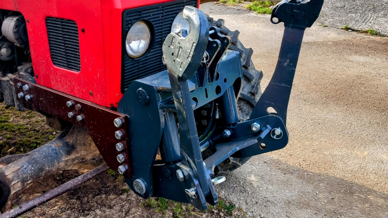 UNIVERZALNI KIT PREDNJA ČELNA HIDRAULIKA 2KAT ZA TRAKTOR 1500kg